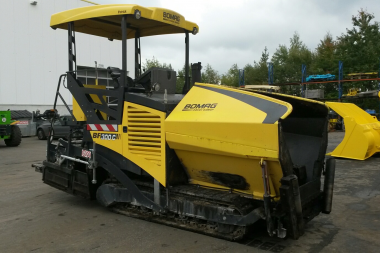BOMAG BF 300